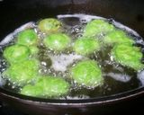 Foto langkah ke 8 dari resep Donat Pandan Simple.