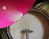 Foto langkah ke 4 dari resep Puding Susu Mozaik.