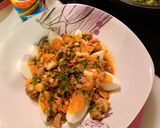 รูปขั้นตอนการทำที่ 1 ของ ยำไข่ต้ม..🥚 style by barbie👩🏼🍳