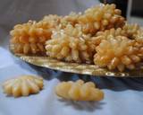Deep Fried flower cookies (Daisy ّّFlower)   کوکی به شکل گل مینا recipe step 14 photo
