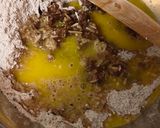 Foto langkah ke 2 dari resep Foundation Biscuit Mixture topping coconut.