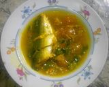 Foto langkah ke 3 dari resep Ikan Kembung Banjar Kuah Kuning.