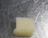 Hình bước làm 1 của món Trái cây tô trộn xốt mayonnaise
