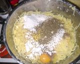 Pas rețetă Chfteluțe de cartofi cu mozzarella și brânză de burduf 2 fotografie