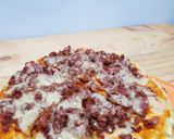 Foto langkah ke 7 dari resep Meat Lovers Pizza.