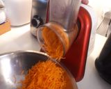 Foto del paso 4 de la receta: Milanesas de berenjena con ensalada