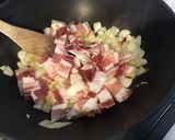 Une image de l'étape 7 de Brede chouchou à l ail,oignons et pancetta.