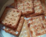 Foto langkah ke 2 dari resep cake biskuit crackers.