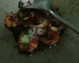 Foto langkah ke 4 dari resep Udang goreng masak kecap.