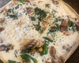 Foto del paso 1 de la receta: Omelette de espinaca y champiñones con claras