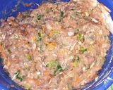 Foto langkah ke 5 dari resep Ngohyong Ayam Udang.