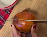 Foto del paso 5 de la receta: Ensalada navideña de granada y salmón ahumado - en vasitos