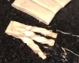A picture of step 5 of Twisted braid cinnamon rolls.