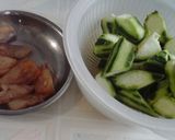 Foto langkah ke 4 dari resep Oyong tumis ikan.