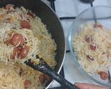 A picture of step 7 of Tum yum Sausages rice.