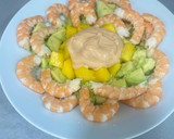 Foto del paso 6 de la receta: Ensalada de langostinos con salsa rosa