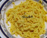 A picture of step 5 of Khandvi Noodles.