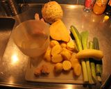Foto del paso 1 de la receta: Manada vegetal con patas pollensessss y al nohorrrr
