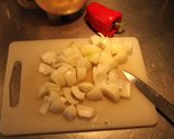 Foto del paso 2 de la receta: Pollo a la cacerola a presión y a la mía (bartola)