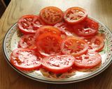 Foto del paso 3 de la receta: Pizza fugaceta (creo que así se llama) y otra fugazza a la italiana