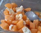 Une image de l'étape 3 de Salade de melon et mozza à la menthe.