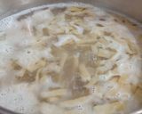 A picture of step 5 of Wheat kothuparatha.