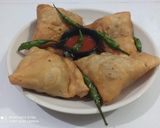 A picture of step 6 of Aloo ka SAMOSA.