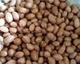 A picture of step 2 of Peanut pakodi.