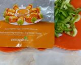 A picture of step 1 of Tandoori Mayonnaise Capsicum Pizza.