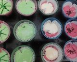 Foto langkah ke 4 dari resep Bolu Kukus Semangka.... Pecahhhh!!.