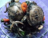 Foto langkah ke 4 dari resep Tumis sontong pedas hitam.