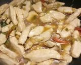 A picture of step 3 of Yui inspired chicken and peppers.