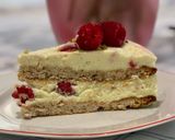 Foto del passaggio 3 della ricetta Torta di compleanno con lamponi e pistacchio