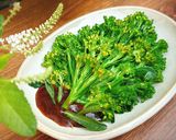 Hình bước làm 4 của món Bông cải xanh xốt tương mè