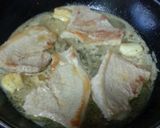 Foto del paso 3 de la receta: Filetes de cerdo en salsa