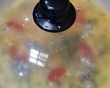 Foto langkah ke 5 dari resep Omelet Jamur Tomat.