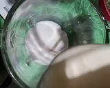 Foto del paso 3 de la receta: Panna cotta de coco con coulis de maracuyá con mezcal