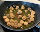 Gombás risotto cukkinivel 🍆fügével recept fázis 3 fotója