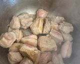 Foto del paso 1 de la receta: Estofado de costillas y patatas