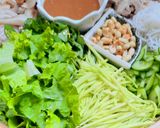 A picture of step 4 of Bún mắm nêm.