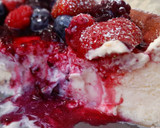 Foto del paso 11 de la receta: Tarta cremosa de queso con frutos rojos