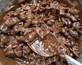 Foto langkah ke 2 dari resep Almond Cranberry Choco Cookies.