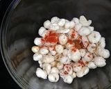 A picture of step 2 of Makhana Chaat.
