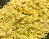 Foto del paso 5 de la receta: Coliflor: cous cous falso con manzana y zanahorias, base de pizza & tortitas con queso fresco