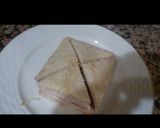 Une image de l'étape 2 de Sandwiche de pain de mie aux fraises.