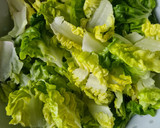 Foto del paso 1 de la receta: Ensalada de atún con aguacate y granada