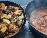 A picture of step 8 of Dhaba style paneer tikka masala gravy.