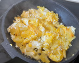 Foto del paso 4 de la receta: Huevos rotos con chistorra