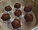 Foto langkah ke 8 dari resep Bolu Kukus Mekar Coklat Gluten Free.