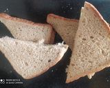 A picture of step 4 of Veg mayo sandwich.